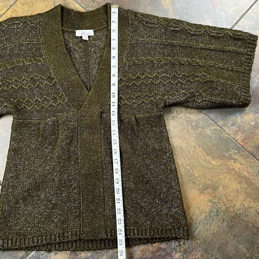 Violet Short Sleeve V-neck Green Sweater Medium - Picture 7 of 11